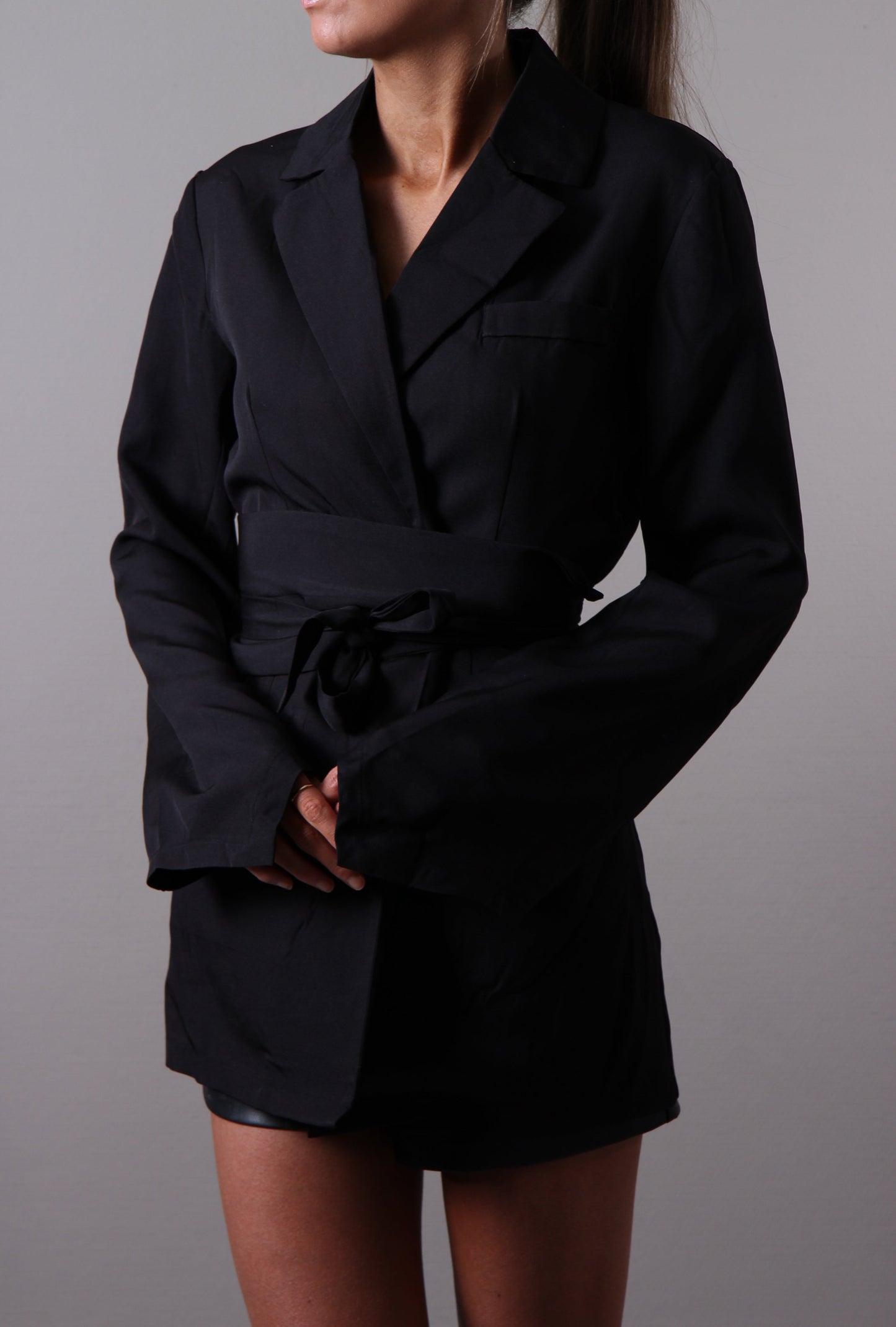 BELLA BLAZER