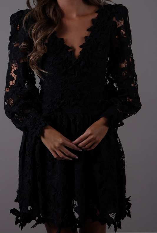 ELVIRA KJOLE